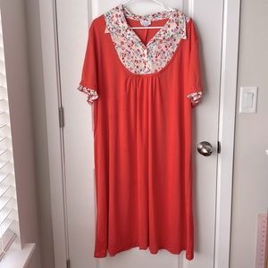 Only Necessities Vintage Floral Collared Mumu